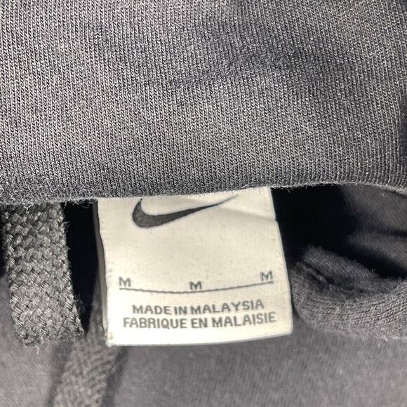 Nike Black LeBron James NBA All-Time Scoring Record Pullover Hoodie Size Medium - Picture 5 of 7